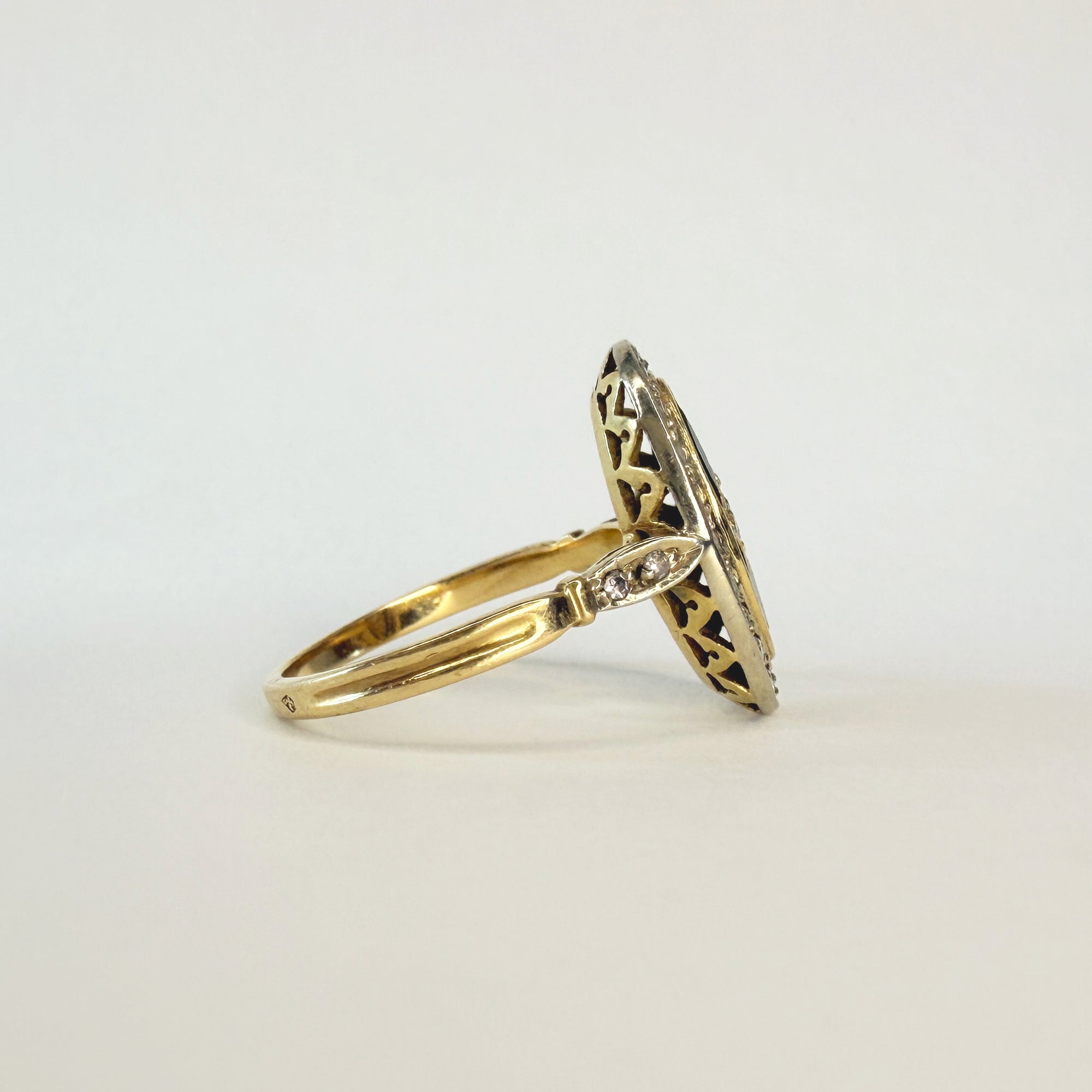 Bague n°16|Marquise or et saphirs