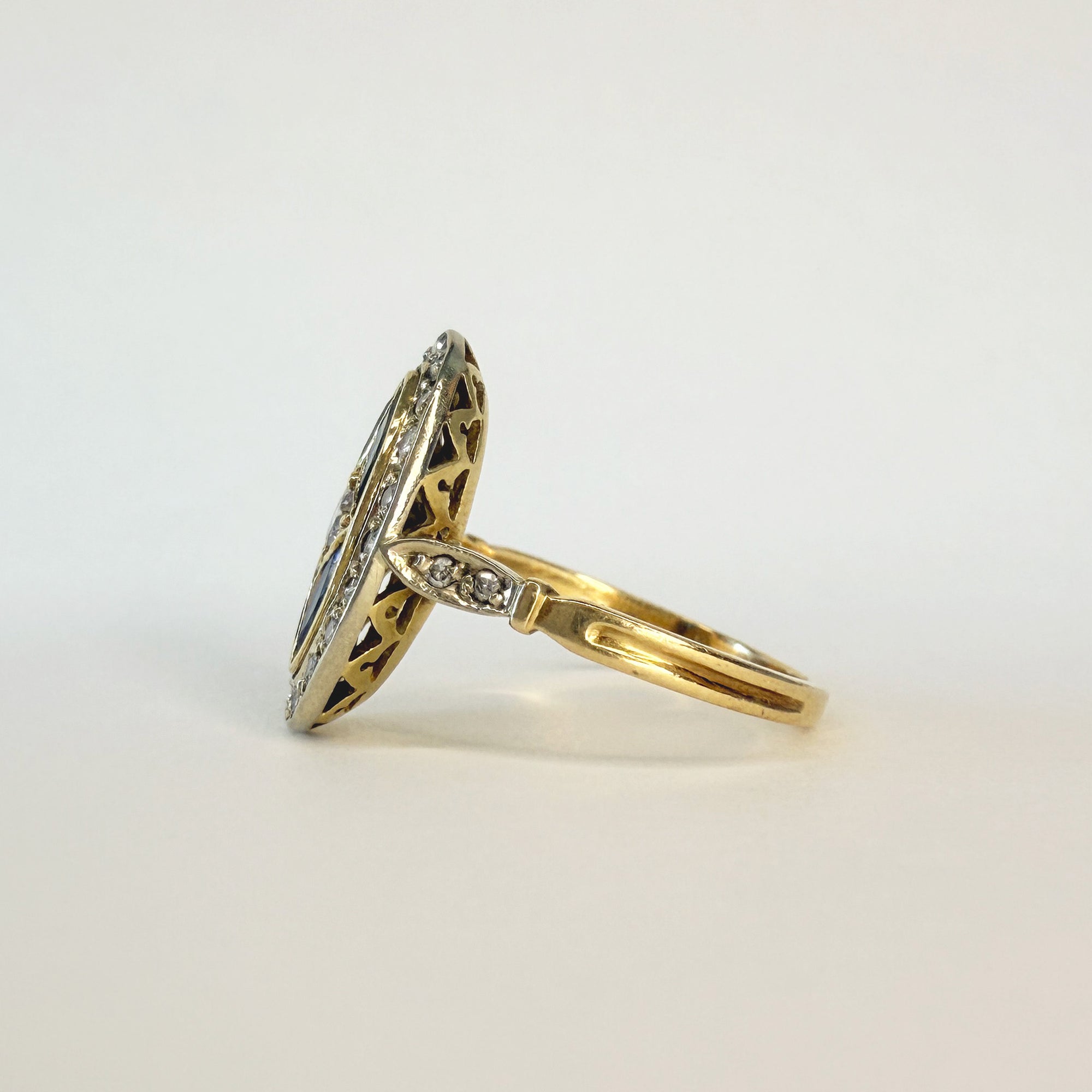 Bague n°16|Marquise or et saphirs