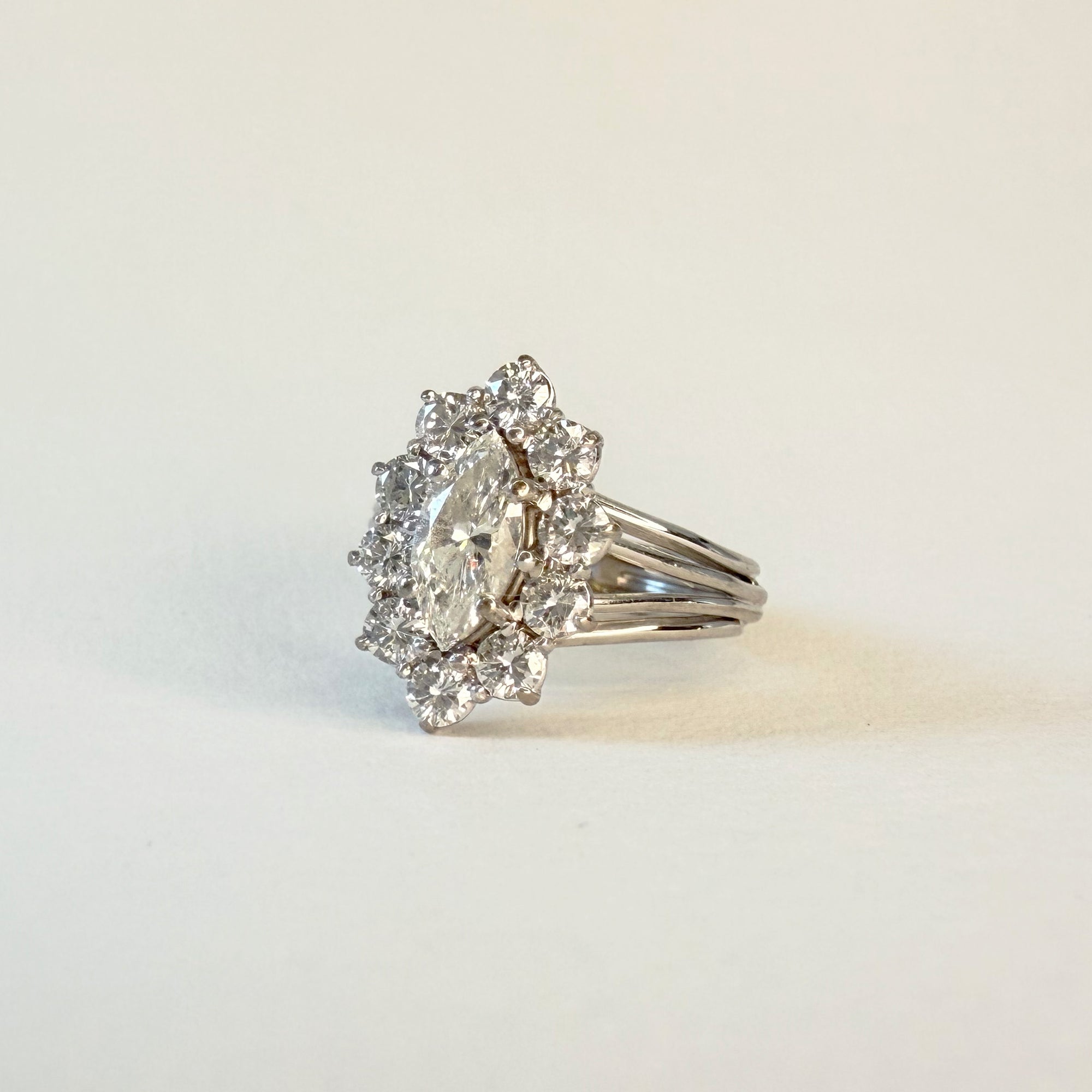 Bague Marquise n°32|Or et diamants