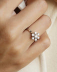 Bague marguerite or blanc diamants|Années 1980