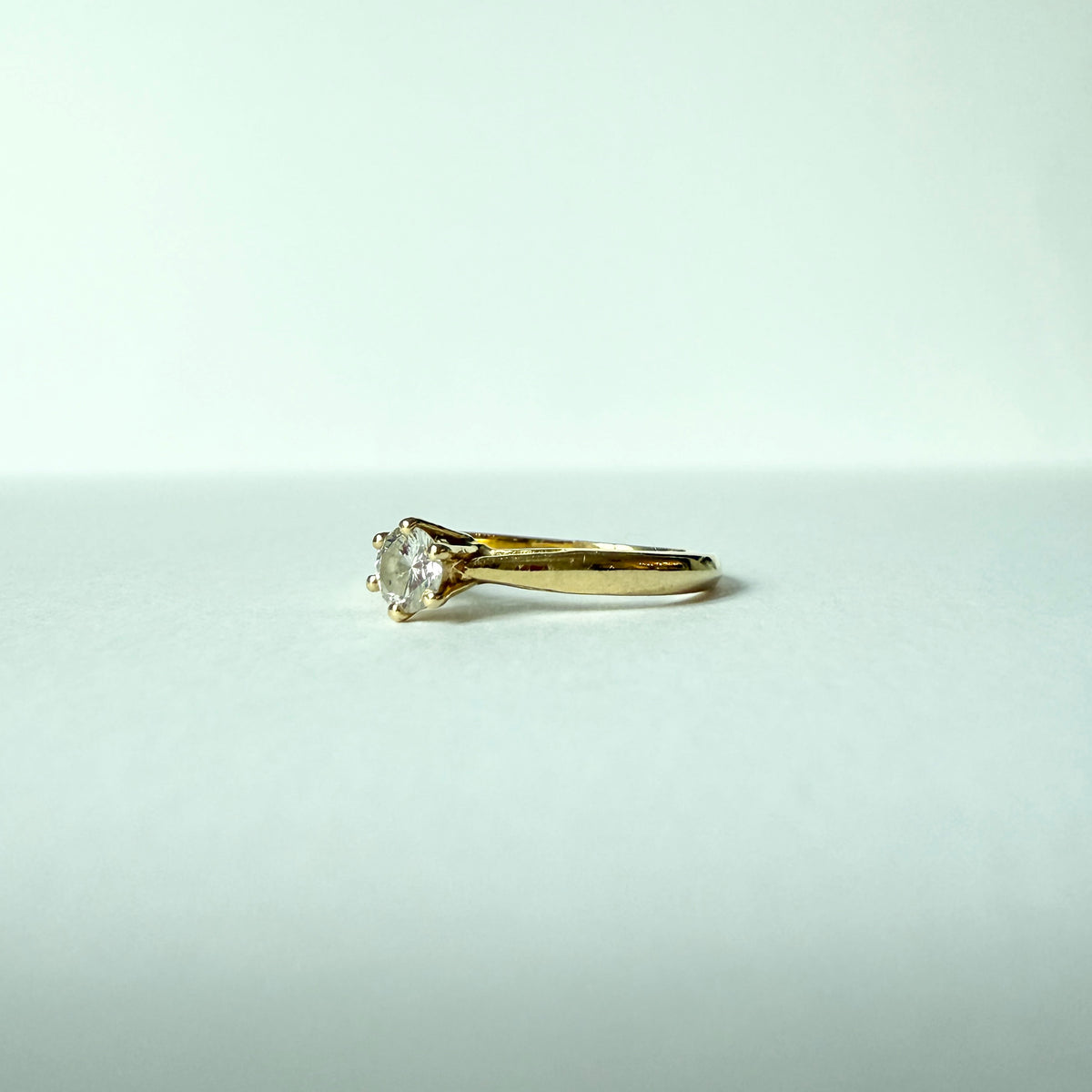 Solitaire en or jaune et diamant｜Années 1990