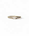 Bague solitaire en diamant 0,2 carat avec pavage, style années 1980, maison Labrune, or blanc élégant.
