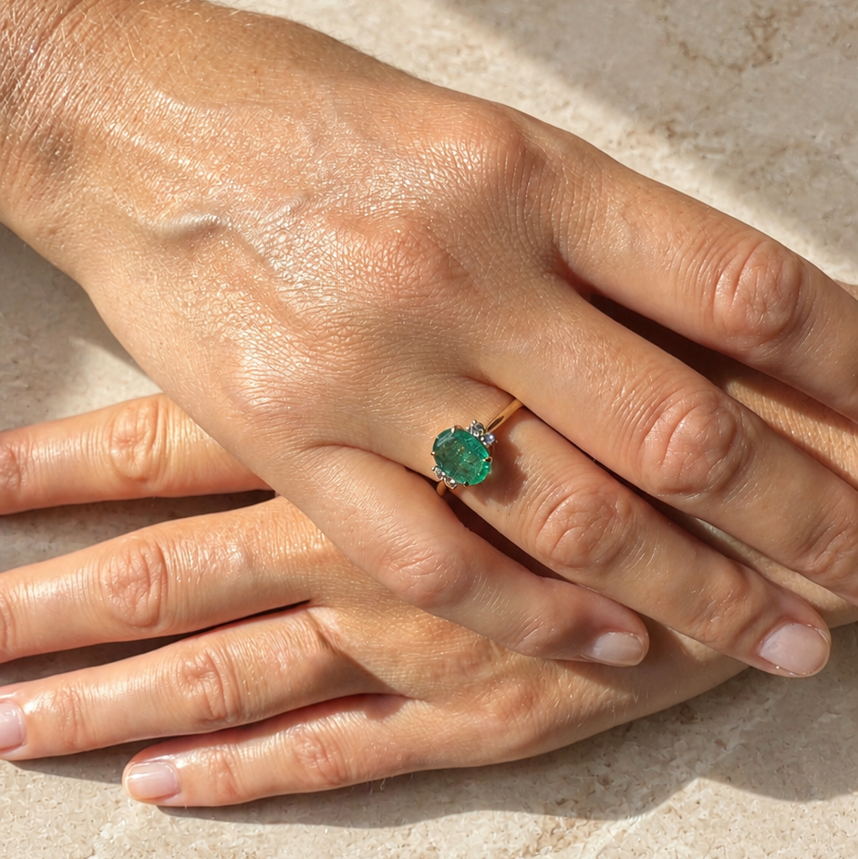 Bague émeraude et diamants