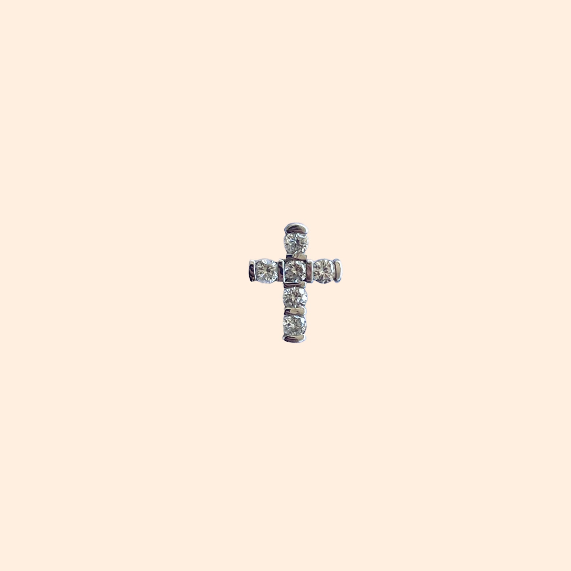 Pendentif croix en or gris et diamants｜Vers 1990