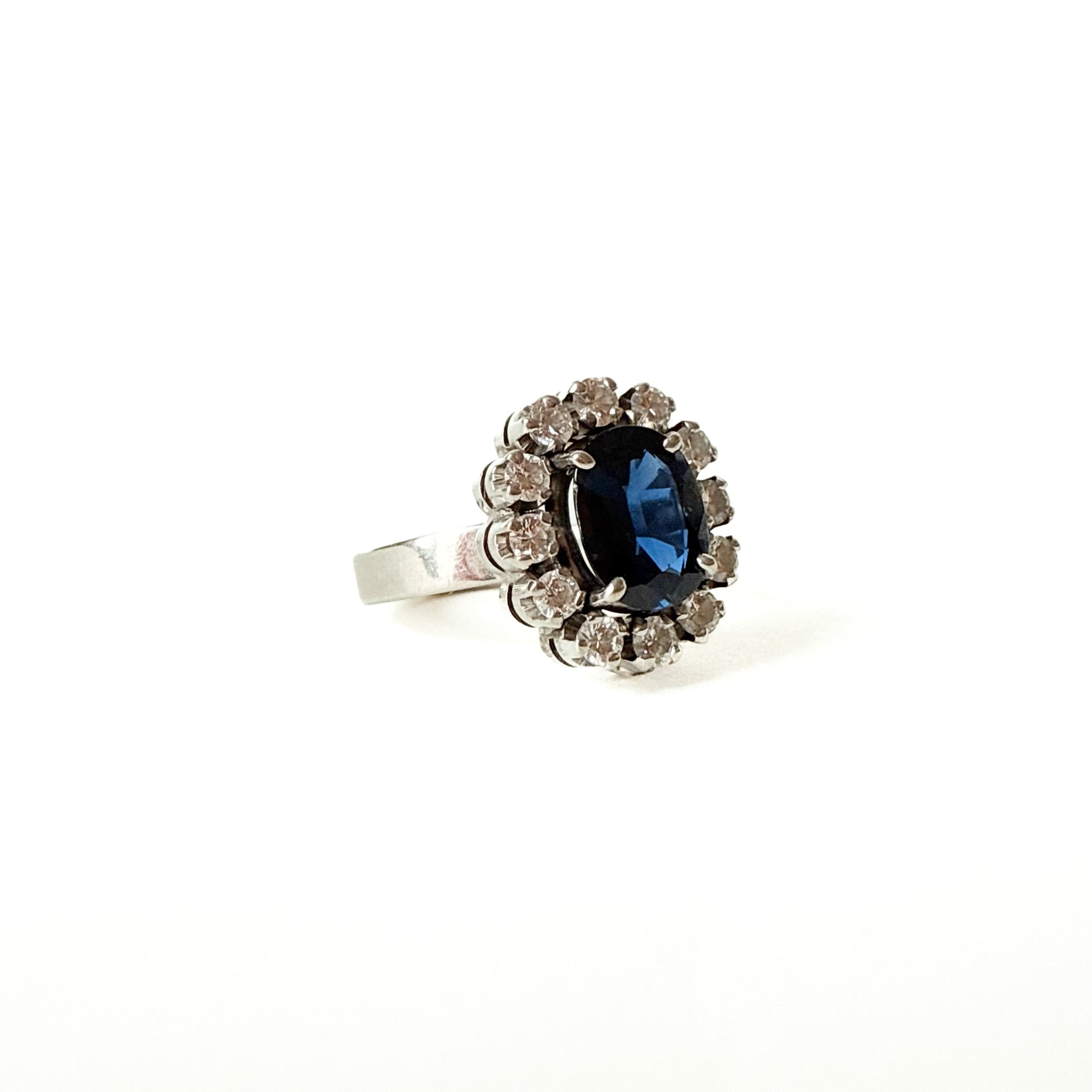 Bague marguerite saphir &amp; diamants｜Vers 1960