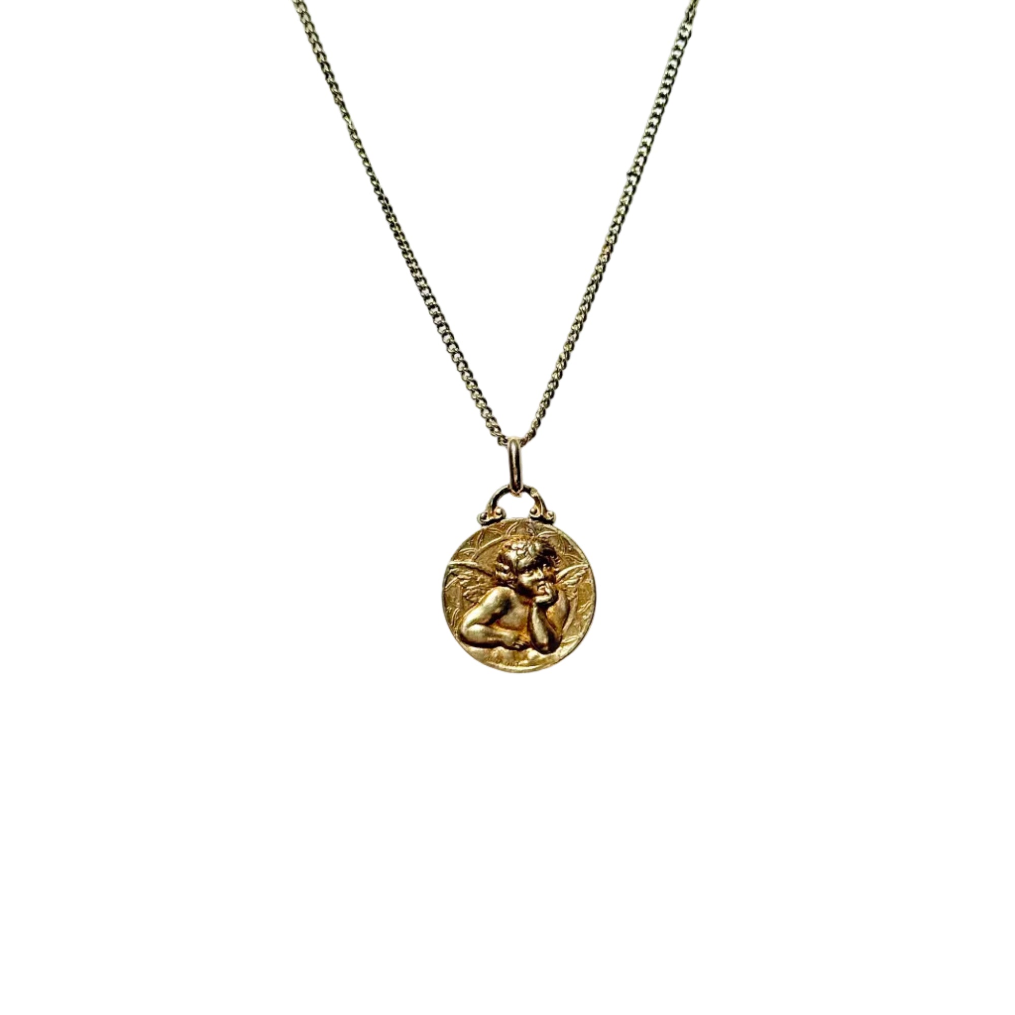 médaille art nouveau en or jaune 18 carats ornée d'un ange rêveur
