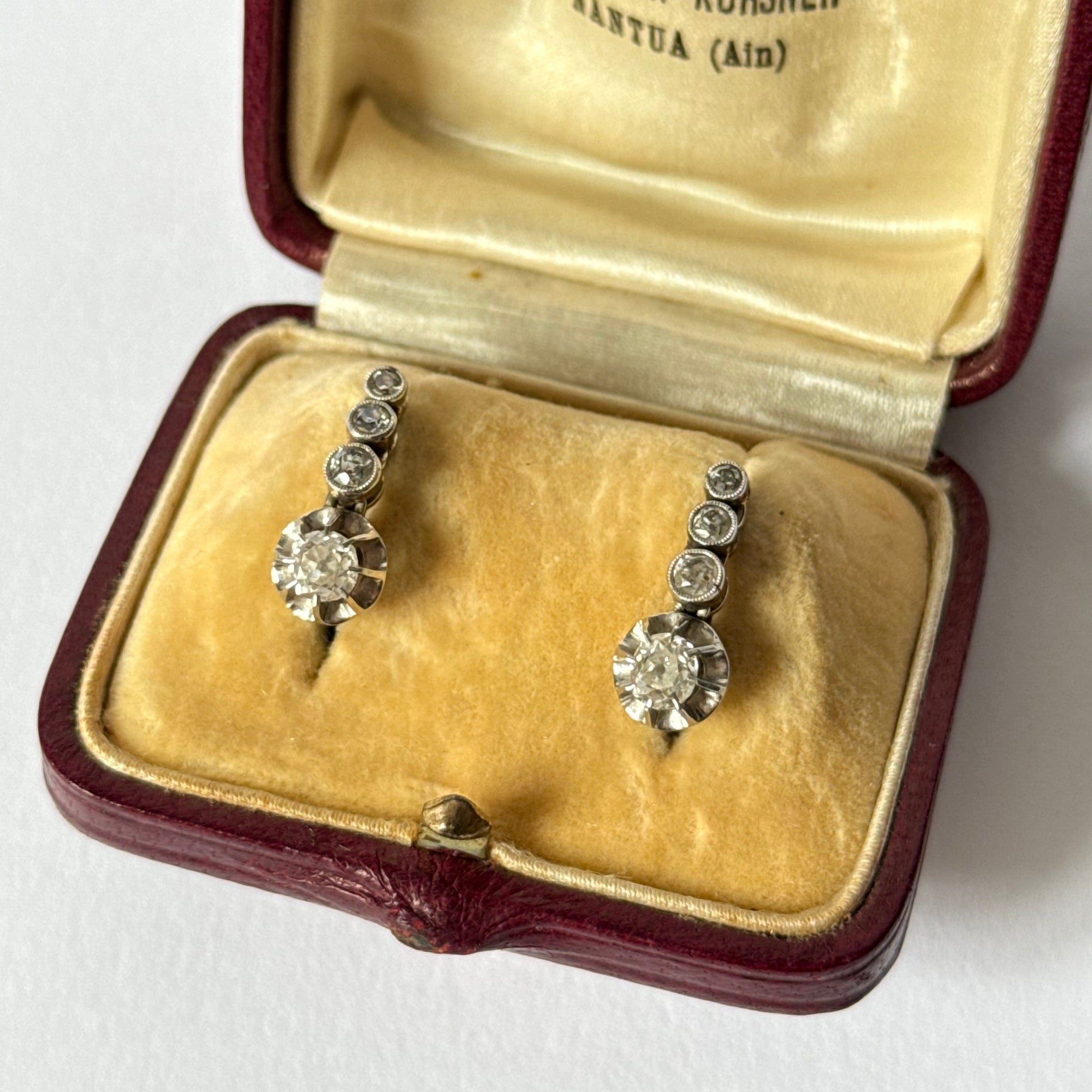 Paire de dormeuses diamants et or gris｜Années 1920