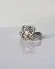 Bague fleur or blanc et diamants｜Fin du XXe siècle
